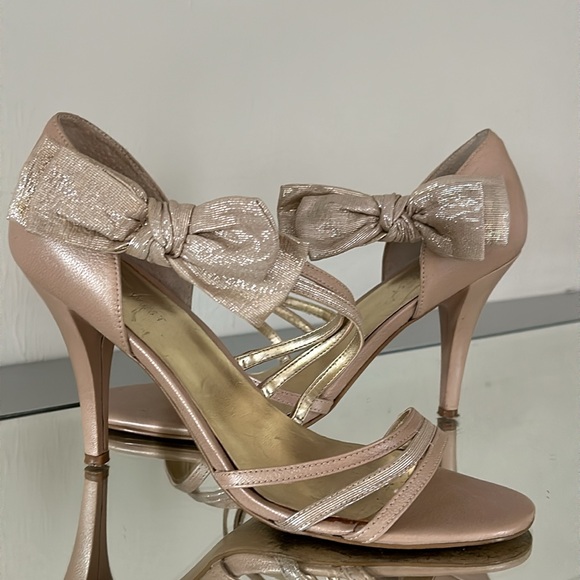Nine West Shoes - NINE WEST Women’s Jollee Sandal Nude Leather with Sparkle Bow, size 8 Heels